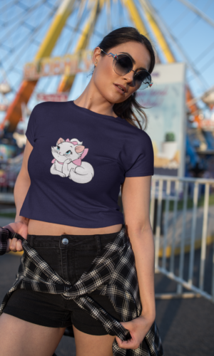 Stylish and Versatile Cropped Top