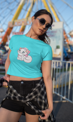 Stylish and Versatile Cropped Top